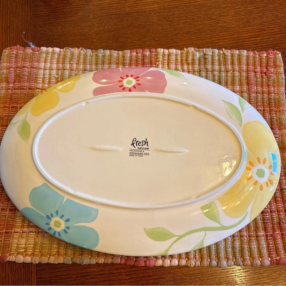 Fresh Decor Flower Platter 16” x 11”